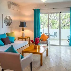 Otel Montana, Pétionville